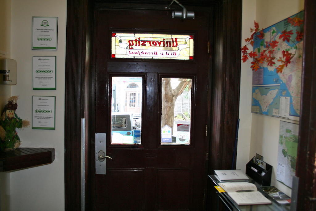Gite University Bed And Breakfast Montreal Exterior foto