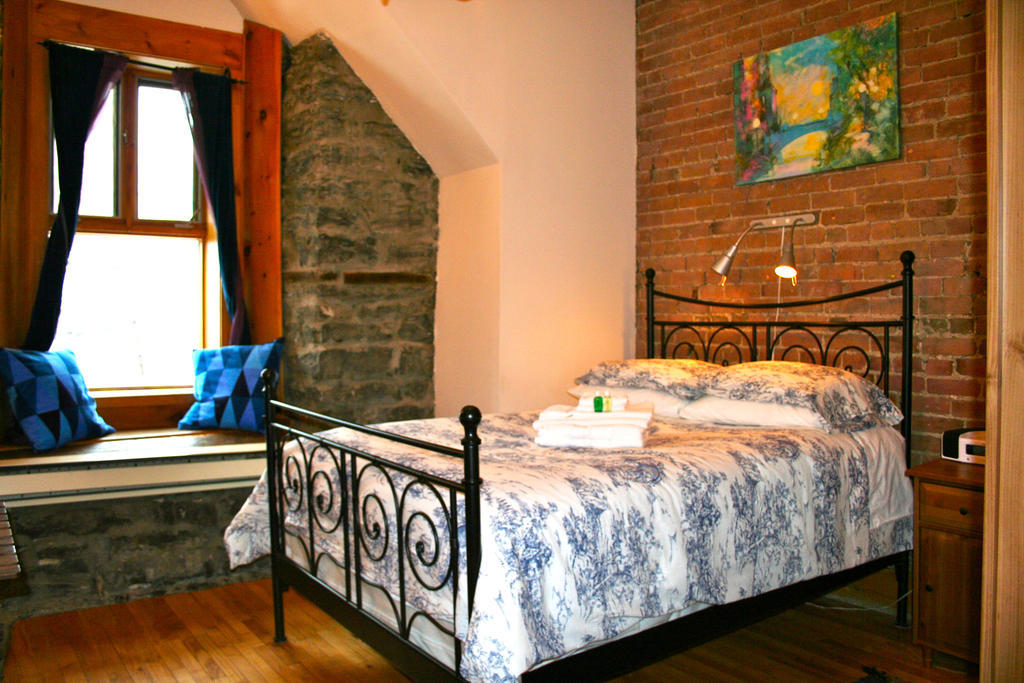 Gite University Bed And Breakfast Montreal Exterior foto